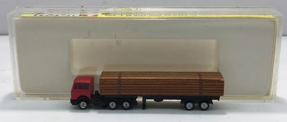 Noch 4745 Z Scale Logging Truck With Red Cab