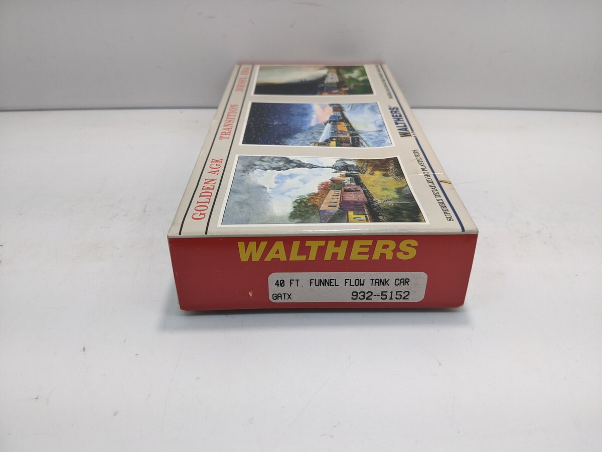 Walthers 932-5152 HO GATX Georgia Kaolin Company 40' Funnel Flow Tank Car Kit