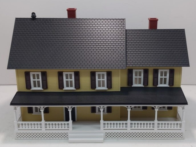 MTH 30-90330 Tan Country House with Dark Brown Shutters #4