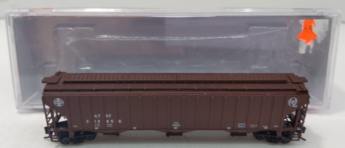 InterMountain 65361-06 N Scale ATSF Q 4750 cu ft  3-Bay Hopper #312856 LN/Box