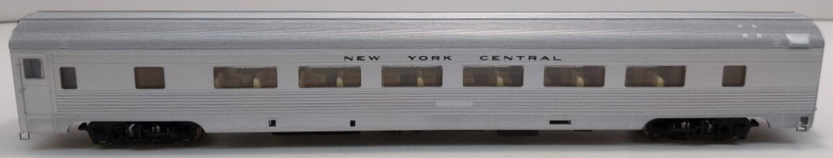 Walthers 932-6308 HO Scale New York Central 85' Budd 46-Seat Coach LN/Box