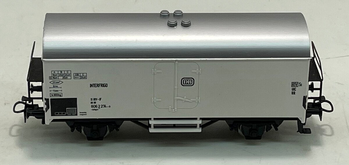 Marklin 4415 HO Scale Deutsche Bahn Interfrigo Refrigerator Car LN/Box