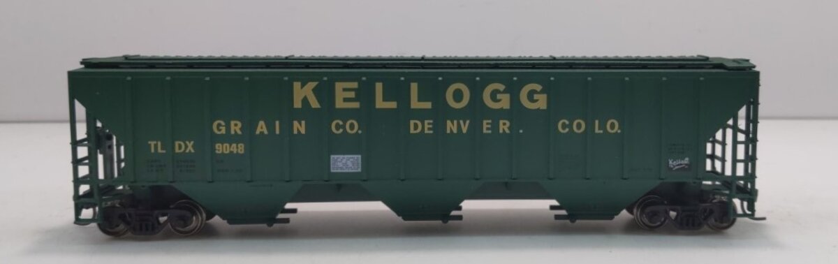 Athearn 6138 HO TLDX Kellogg Grain 3 Bay Covered Hopper #9048