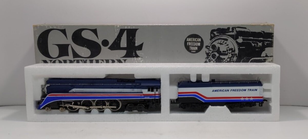 Lionel 5-6501 HO Freedom Train 4-8-4 GS-4 Steam Locomotive & Tender EX/Box