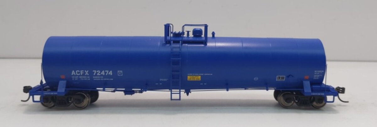 Atlas 1629-1 HO Scale Union Carbide 23,500 Gallon Tank Car #72474 MT/Box