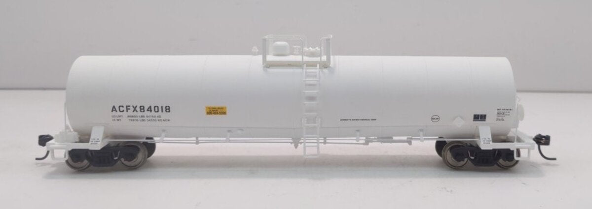 Atlas 1623-1 HO Scale ACFX/Amoco 23,500 Gallon Tank Car #84018 LN/Box