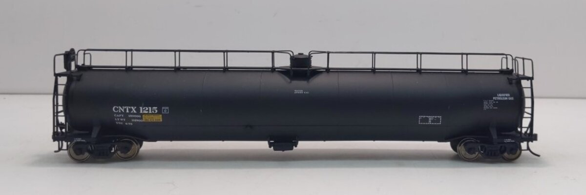 Atlas 1731-1 HO Scale CNTX 33,000 Gallon Tank Car #1215 LN/Box