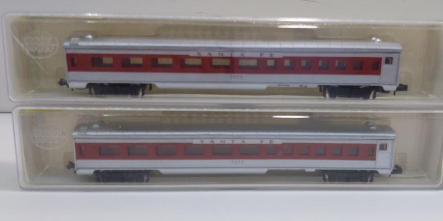 Model Power 3032-4 N Scale Santa Fe Streamline Passenger Car Set (Set of 4) LN/Box