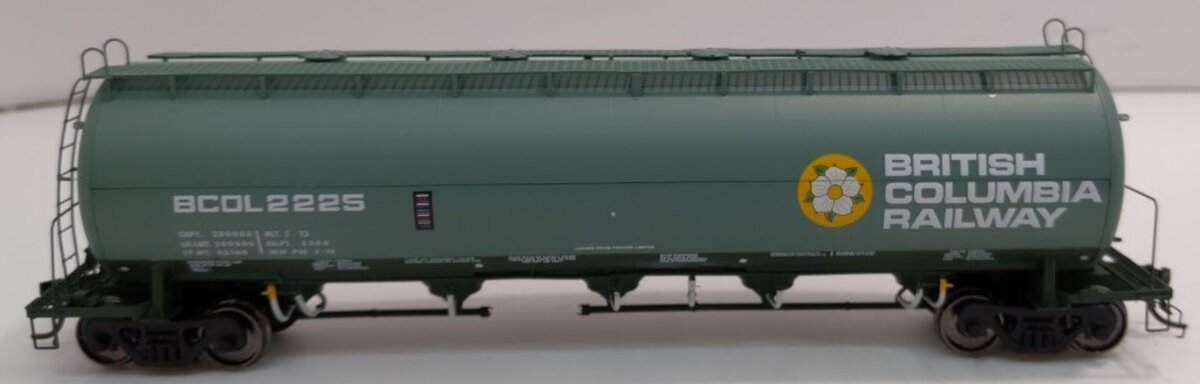 InterMountain 48902-04 HO British Columbia Procor Pressure Flow Hopper #2225 EX/Box