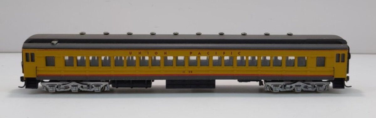 Spectrum 89025 HO Scale Union Pacific Coach Car #1128 MT/Box
