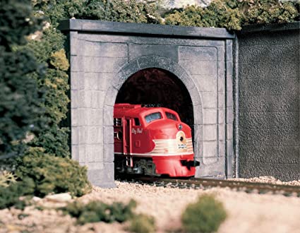 Woodland Scenics C1252 HO Scale Concrete Single Tunnel Portal