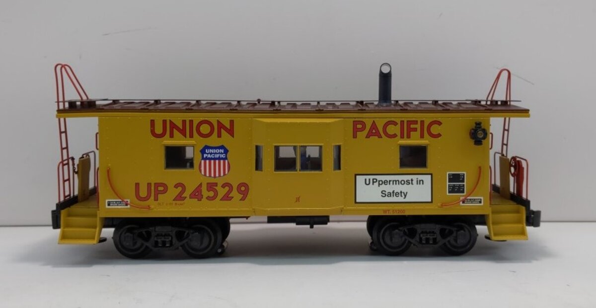 K-Line K612-2112 O Gauge Union Pacific Bay Window Caboose w/ Smoke Unit LN/Box