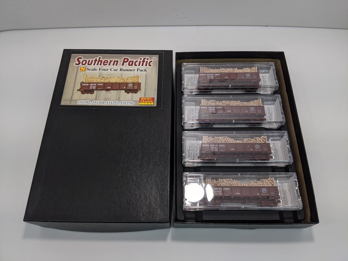 Micro-Trains 99300113 N SP High Side Drop Bottom Gondola w/Loads (Set of 4)