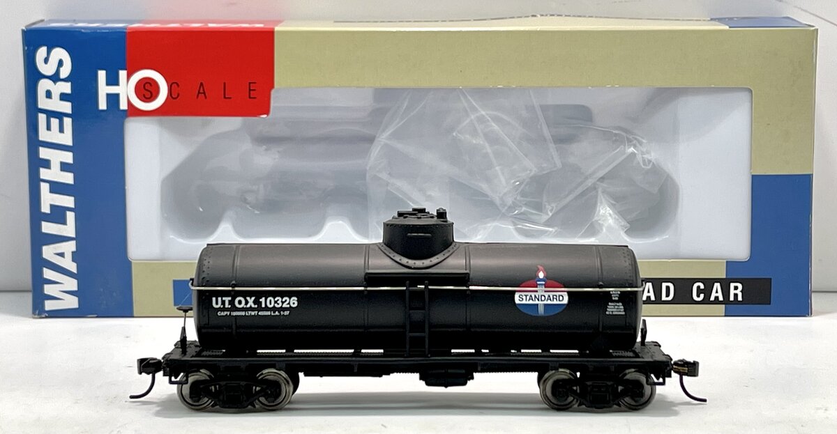 Walthers 932-60253 HO Scale Standard Oil 10,000 Gallon Tank Car #10326