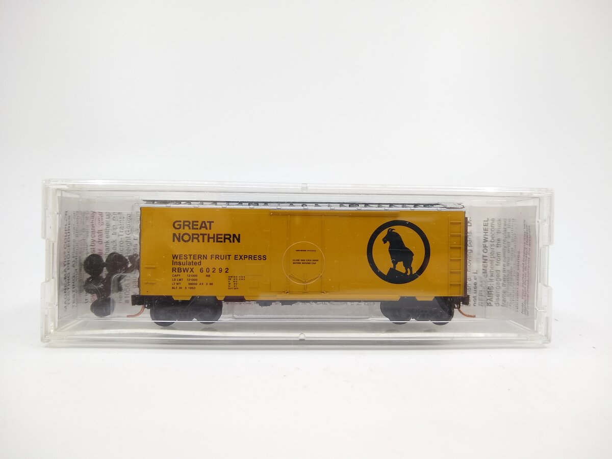 Micro-Trains 02100460 N Great Northern 40' Standard Plug Door Boxcar #60292