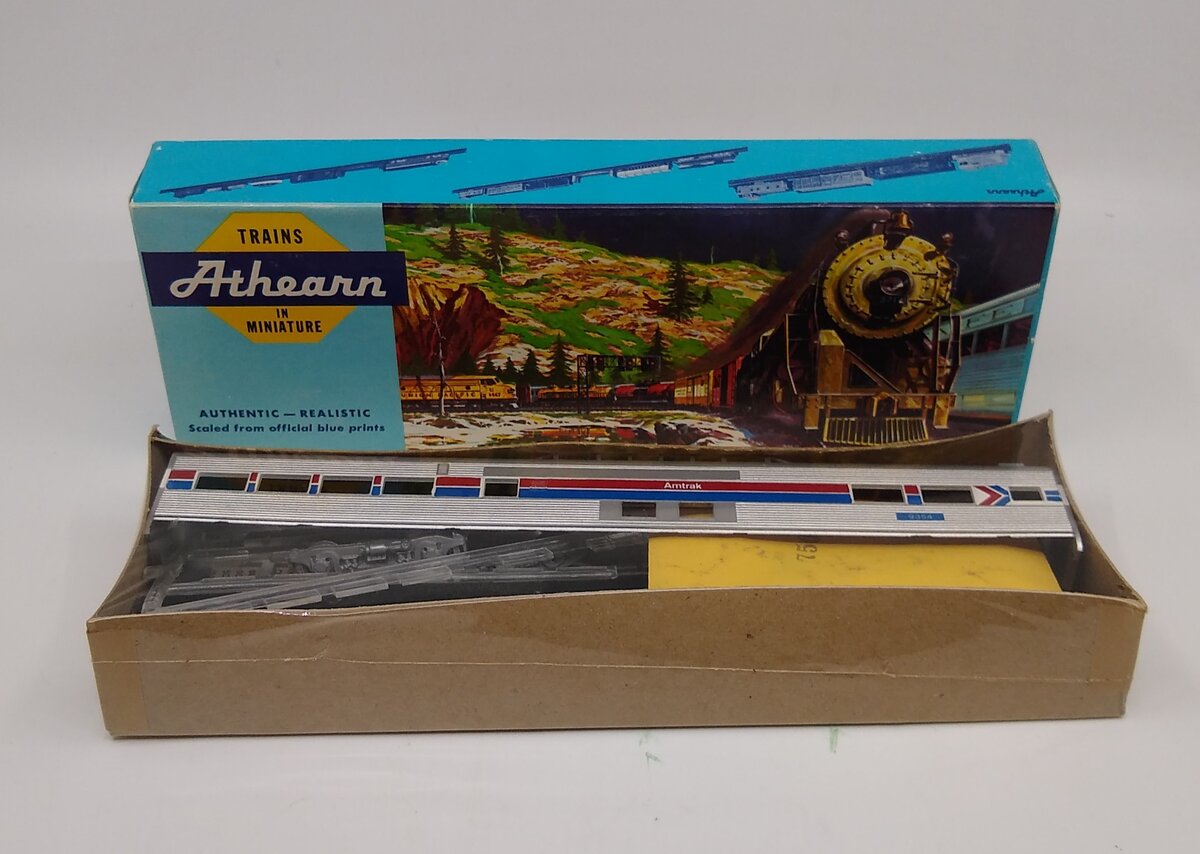 Athearn 1829 HO Scale Amtrak Passenger Car # 9354 Kit