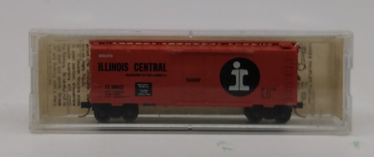 Micro-Trains 02100010 N Illinois Central 40' Standard Plug Door Boxcar #160513