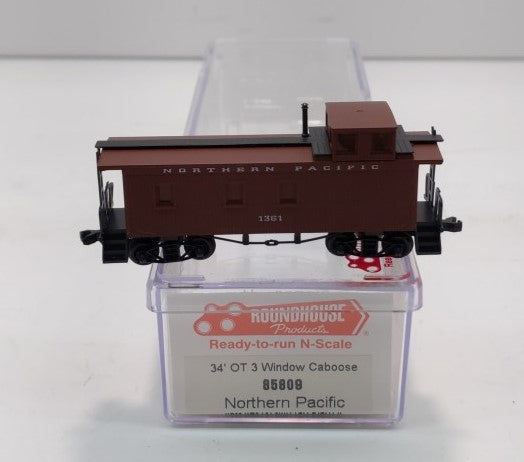 Roundhouse 85809 N Scale Northern Pacific 34' OT 3 Window Caboose #1361 NIB