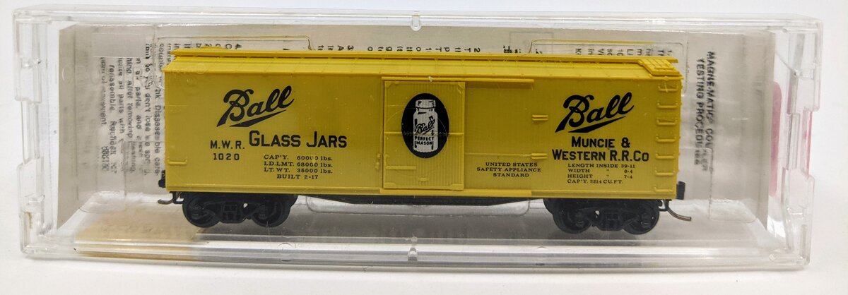 Micro-Trains 04200030 N MWR Ball Glass Jars 40' Dbl Sheathed Wood Boxcar #1020 LN/Box