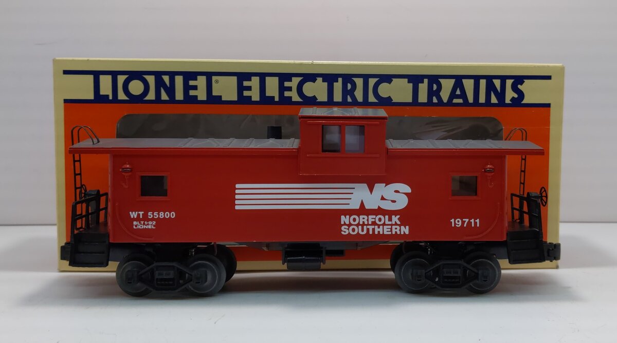 Lionel 6-19711 O Gauge Norfolk Southern Extended Vision Caboose #55800 LN/Box