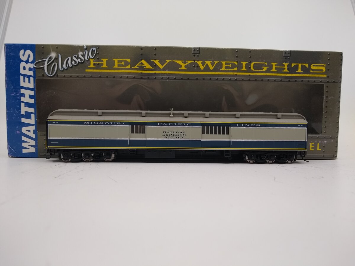 Walthers 932-10514 HO Scale Missouri Pacific ACF 70' HWT Baggage Car LN/Box