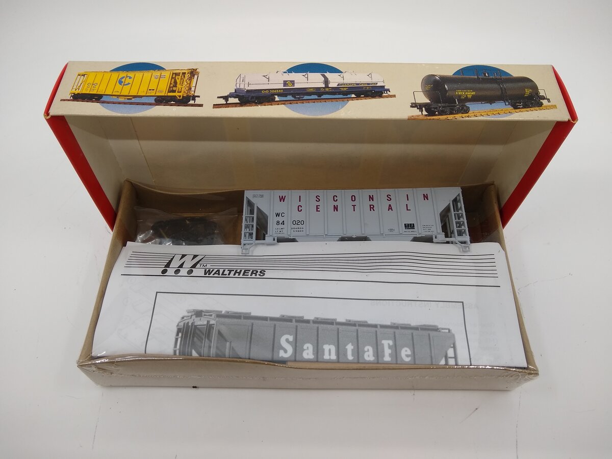 Walthers 932-5405 HO Wisconsin Central 100 Ton Cement Covered Hopper Kit #84020