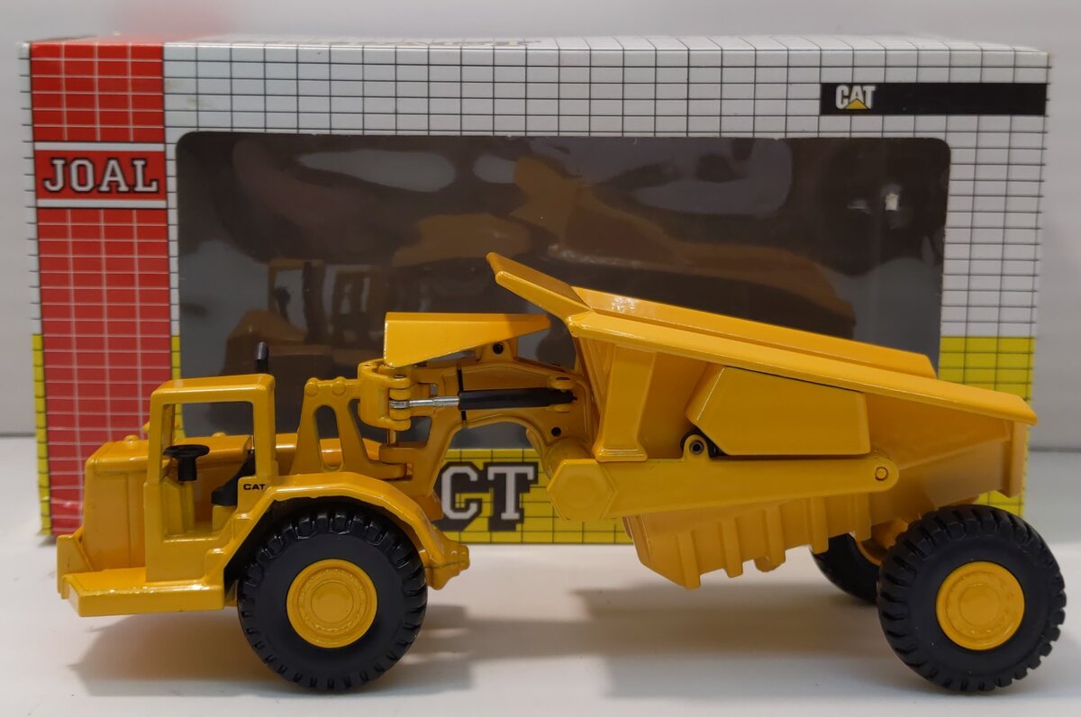 Joal 222 1:70 Caterpillar 631D w/Dump Body EX/Box