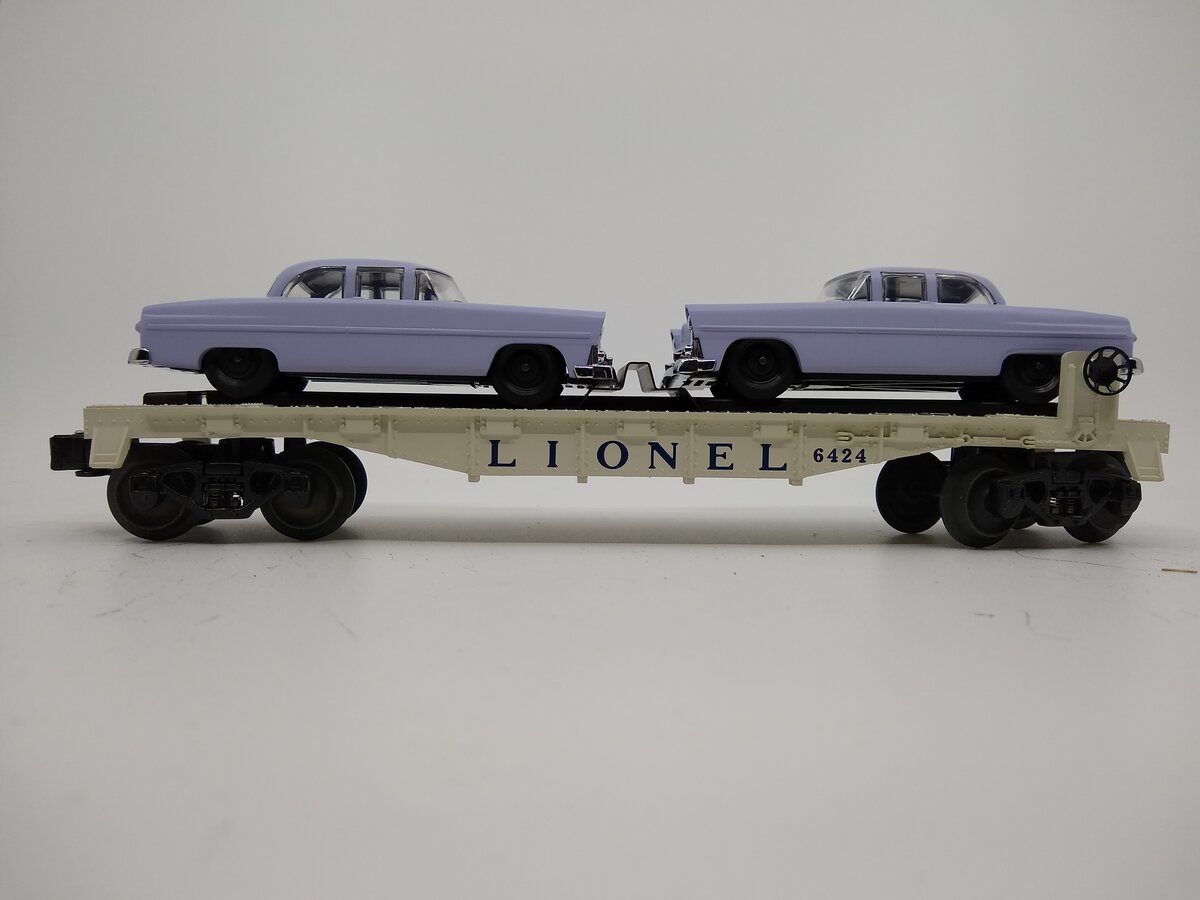 Lionel 6-26077 O Scale Girls #6424 Flat Car With Autos NIB