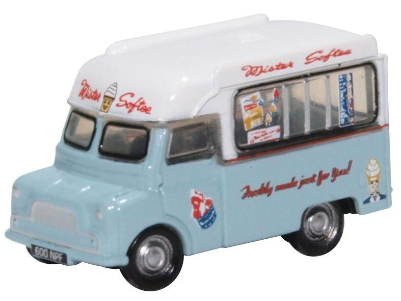 Oxford Diecast NCA021 1:148 Bedford CA Mister Softee Ice Cream Truck