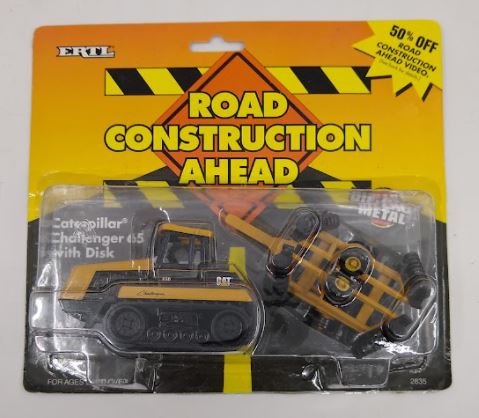 Ertl 2835 1:64 Caterpillar Challenger 65 With Wing Disk