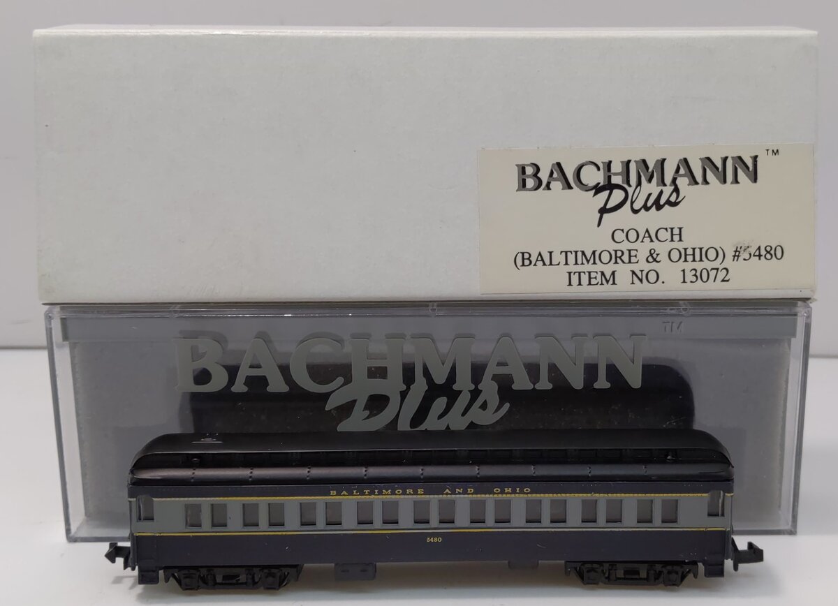 Bachmann 13072 N Scale Baltimore & Ohio 65' Heavyweight Coach Car #5480 LN/Box