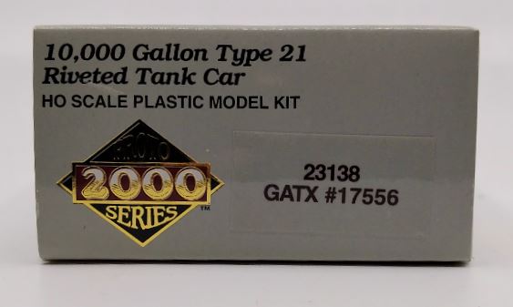 Proto 2000 23138 HO Scale GATX 10,000 Gallon Type 21 Riveted Tank Car #17556