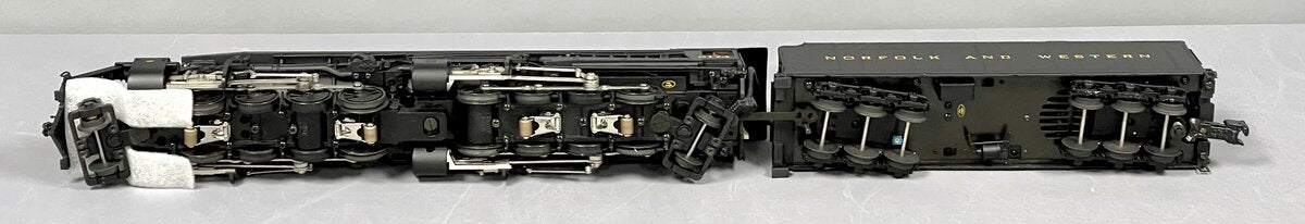 MTH 20-3072-1 O Gauge N&W 2-8-8-2 Y6b Steam Locomotive & Tender w/PS2 #2174 NIB