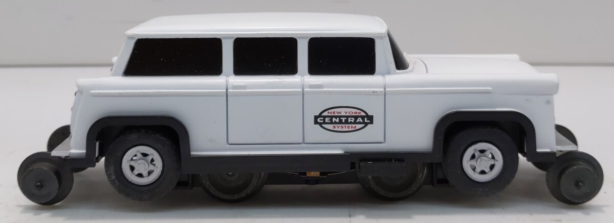 Lionel 6-18430 O Gauge New York Central Motorized Crew Car LN/Box