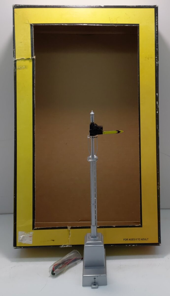 MTH 30-11023 O Scale 3 Position Semaphore