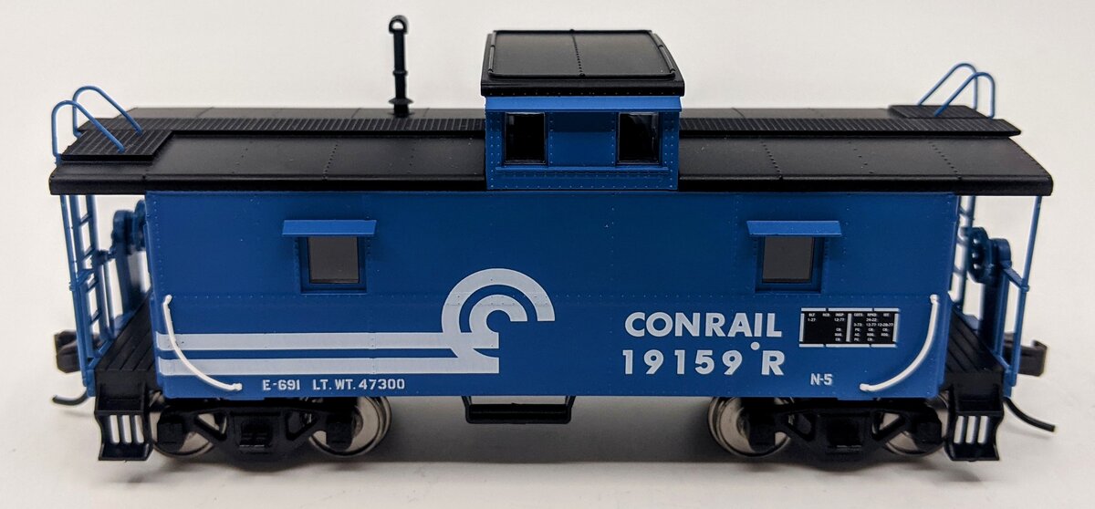Atlas 953 HO Scale Conrail Road Center Cupola Caboose #19159 NIB