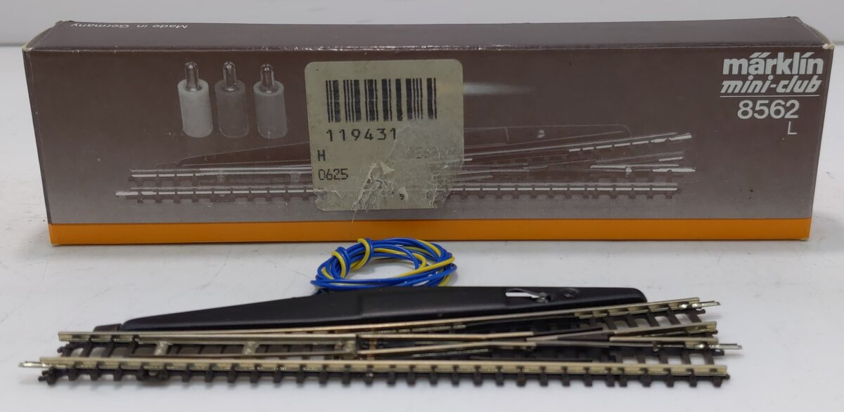 Marklin 8562 Z Mini-Club 4-3/8" 13° Left Electric Turnout