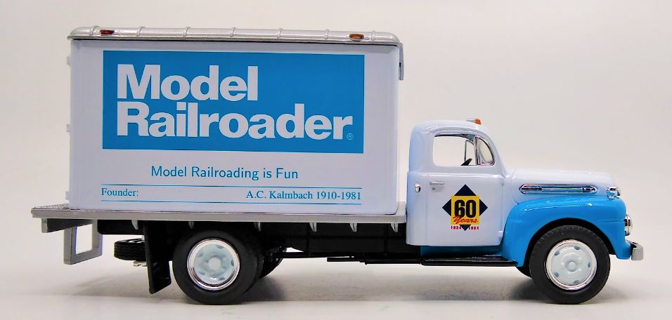 First Gear 19-0121 1:34 Diecast Model Railroader 1951 Ford F-6 Dry Goods Van NIB