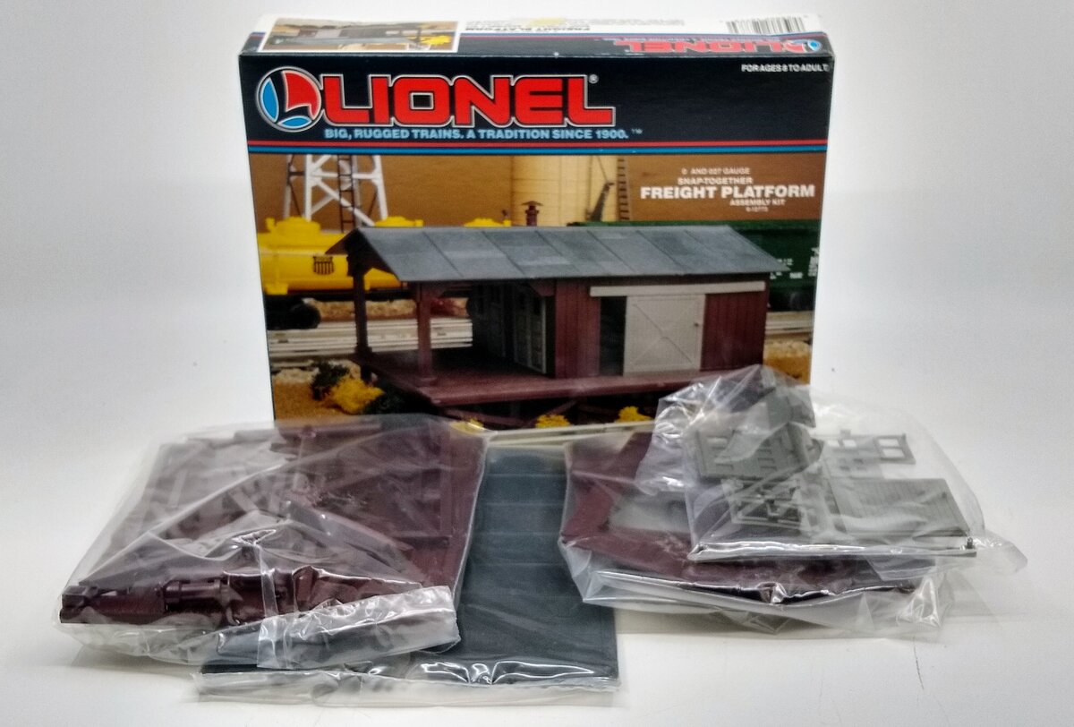 Lionel 6-12773 O Gauge Freight Platform Snap-Together Building Kit