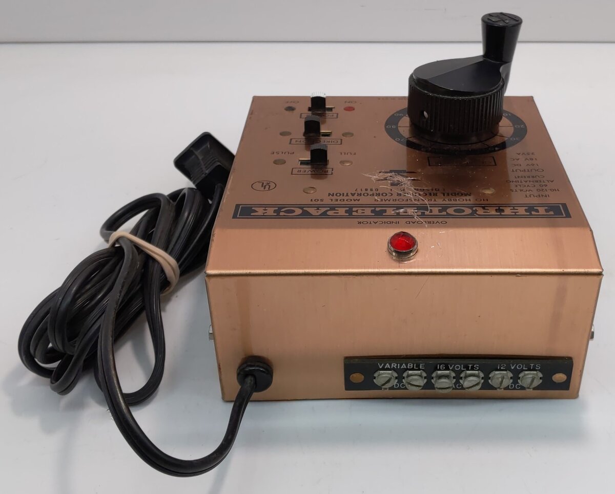 MRC 501 HO Scale Throttlepack Train Control