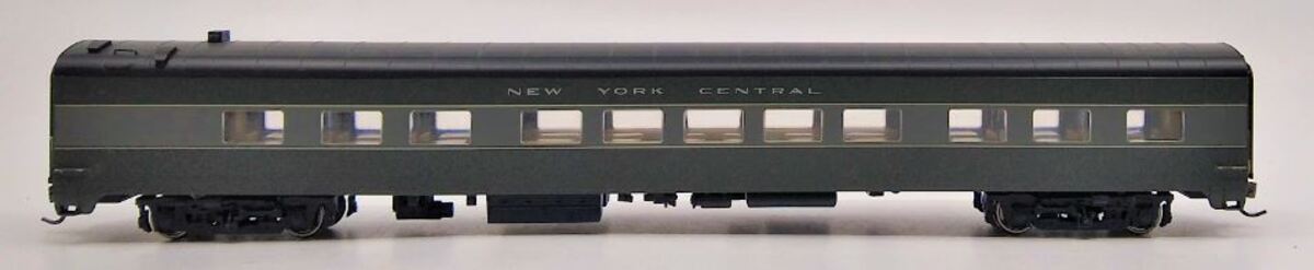 Walthers 932-9316 HO Scale NYC 20th Century Limited 68 Seat Diner Car EX/Box