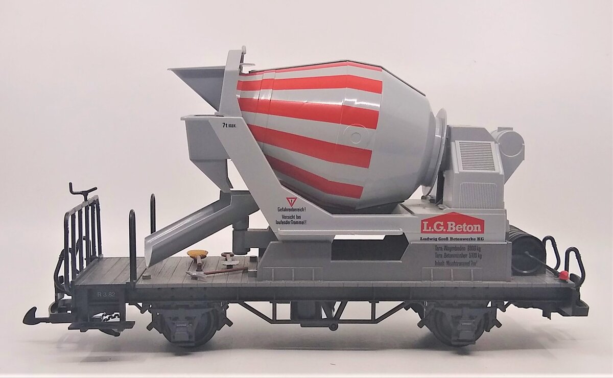 LGB 4055 G Scale LG Beton Flatcar w/Cement Mixer NIB