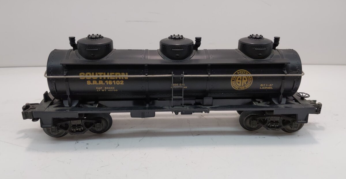Lionel 6-16102 O Gauge Southern Triple Dome Tank Car LN/Box