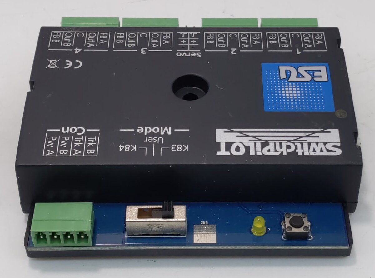 ESU 51800 SwitchPilot V1.0 DCC/MM 4WA + 2 Servo 1A