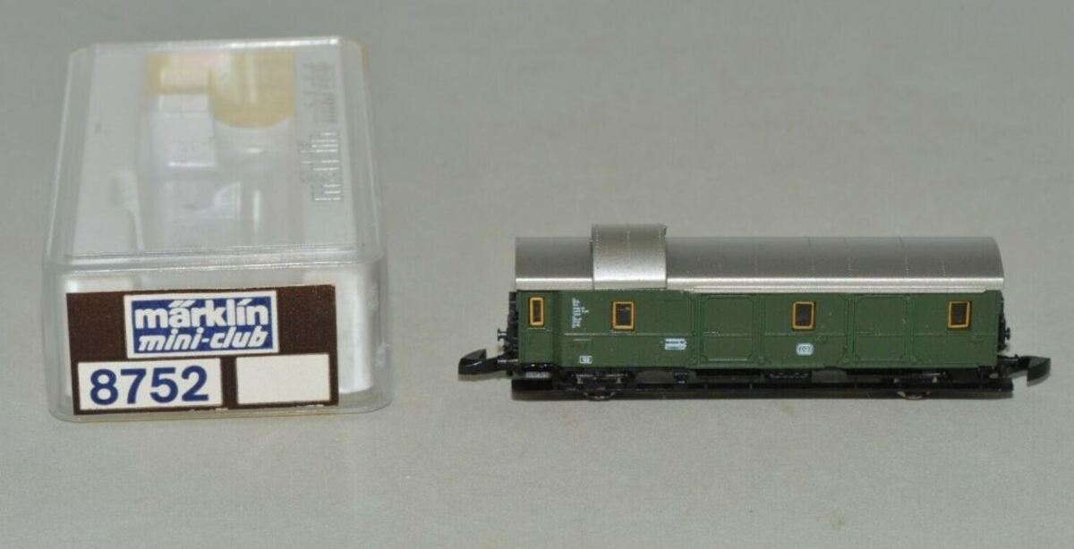 Marklin 8752 Z German Federal Railroad DB Type D2ie Baggage Car
