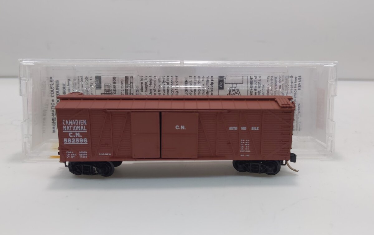Micro-Trains 02900070 N Canadian National 40' Outside Braced Boxcar #582596 LN/Box