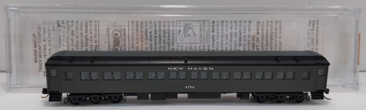 Micro-Trains 14500100 N New Haven 78' Heavyweight Paired Window Coach Car #6724 LN/Box