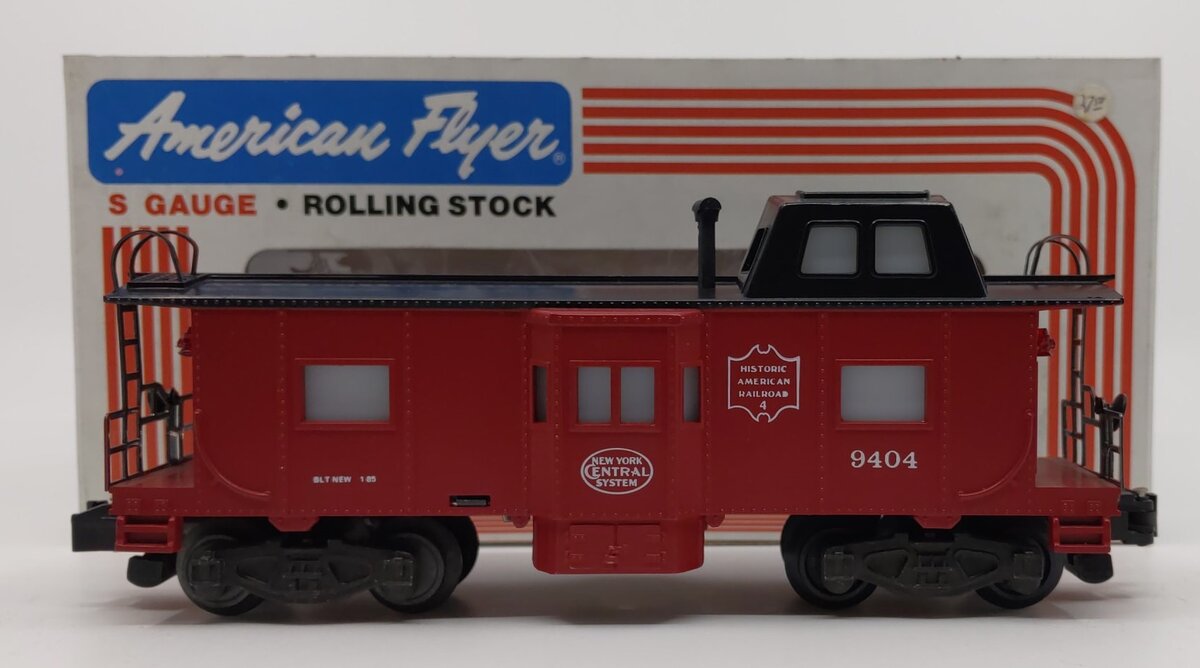 American Flyer 4-9404 S Scale New York Central Bay Window Caboose LN/Box