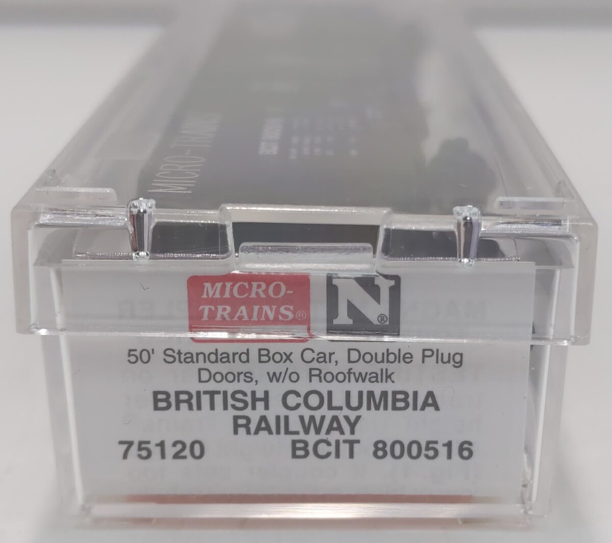 Micro-Trains 07500120 N British Colombia Railway 50' Double Door Boxcar #800516