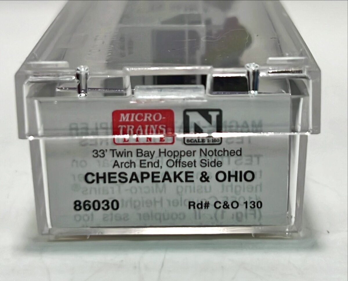 Micro-Trains 08600030 N Chesapeake & Ohio 33' Offset Side Twin Bay Hopper #130  LN/Box